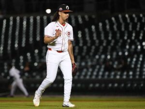 Jose-Acuna-estara-en-el-Spring-Training-con-Cincinnati.jpg