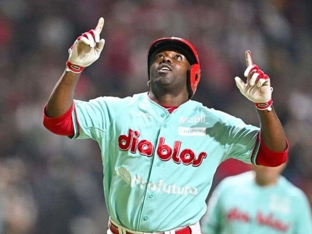 Jose-Pirela-repetira-con-los-Diablos-Rojos-de-Mexico.jpg
