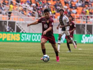 Junior-Colina-es-nuevo-jugador-del-Rio-Ave.jpg