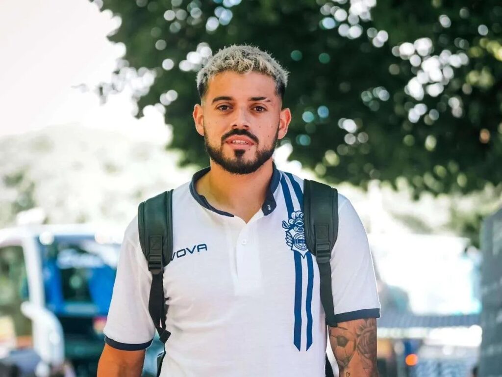 Junior-y-el-recuerdo-de-Carlos-Moreno.jpg