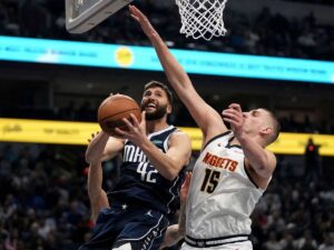 Maxi-Kleber-es-baja-indefinida-para-Mavs.jpg