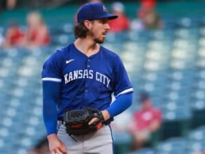 Michael-Lorenzen-acordo-por-un-ano-con-Kansas-City.jpg