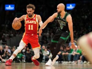 Trae-Young-silencio-al-TD-Garden-en-tiempo-extra.jpg