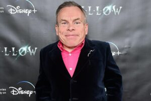 Warwick-Davis-recibira-el-BAFTA-de-Honor-2025.jpg