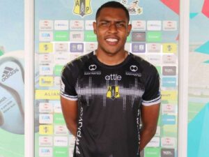 Zamora-se-refuerza-con-Jaime-David-Mora.jpg