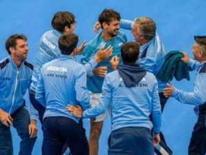 Argentina-batallo-con-garras-para-avanzar-en-la-Copa-Davis.jpg