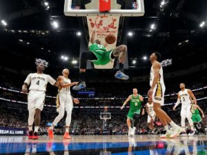 Tatum-y-Brown-opacaron-la-noche-de-Trey-Murphy-III.jpg