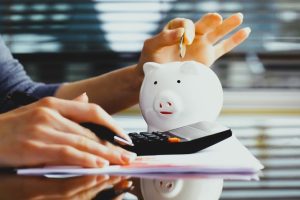 Luis Alberto Pérez González - Construyendo un Futuro Sólido; La Importancia de los Hábitos Financieros Saludables - FOTO