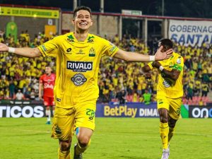 Bucaramanga-triunfo-con-gol-de-Leo-Flores.jpg