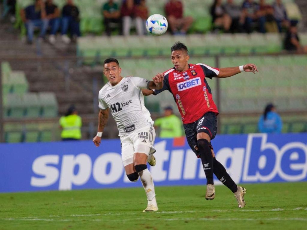 Caracas-igualo-con-Mineiro-en-el-Olimpico.jpg