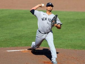 Carlos-Carrasco-sufrio-con-la-ofensiva-de-Rays.jpg
