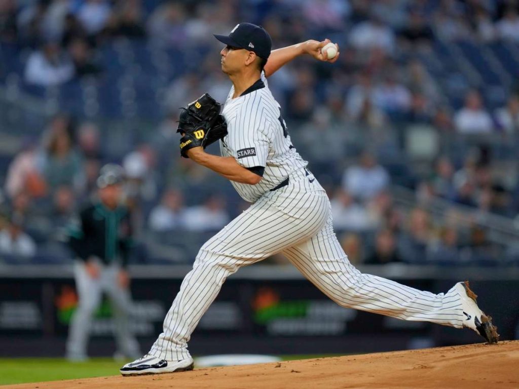 Carlos-Carrasco-triunfo-en-su-primera-apertura-con-los-Yankees.jpg