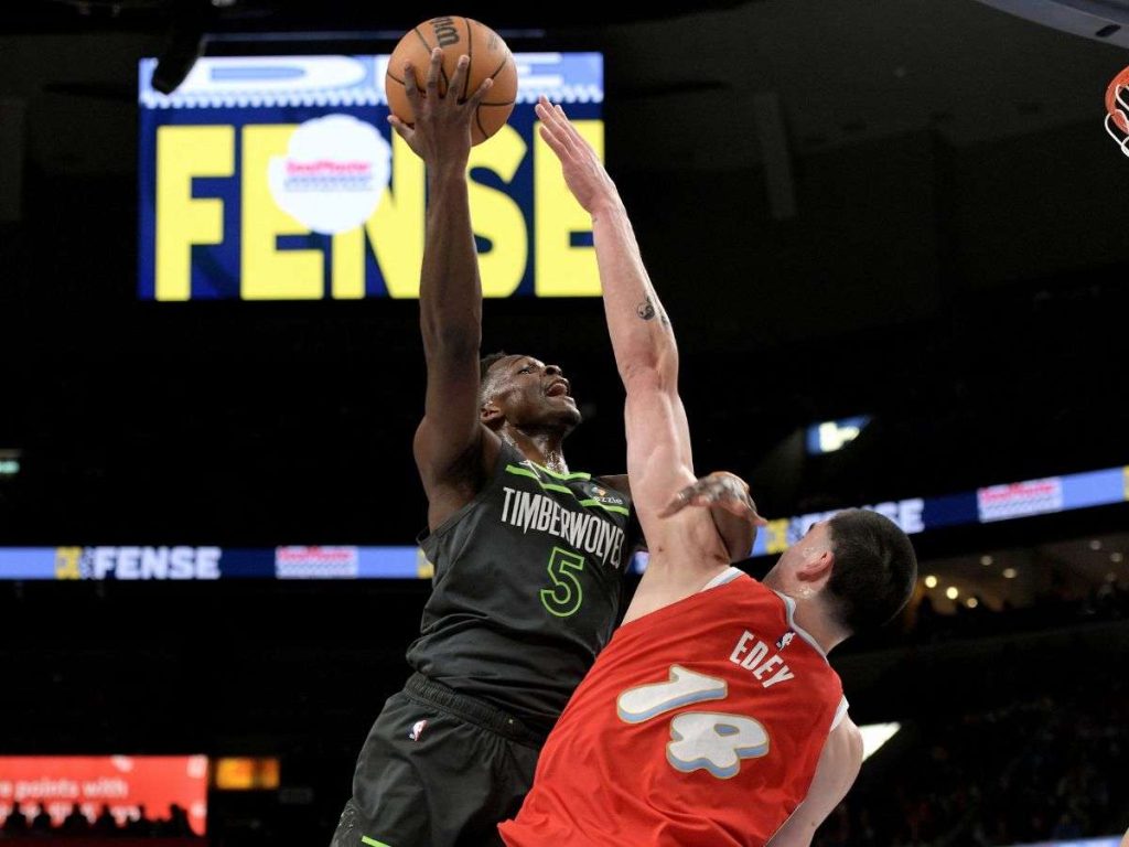 Edwards-supero-con-autoridad-a-los-Grizzlies.jpg