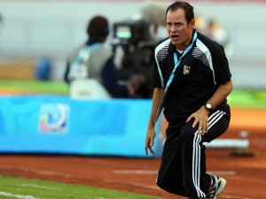 FIFA-amplia-la-suspension-de-Kenneth-Zseremeta.png