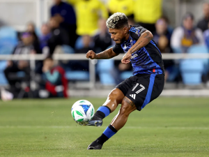 Josef-marco-Hat-Trick-y-alcanzo-cifra-redonda-en-la-MLS.png