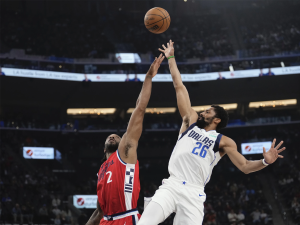 Leonard-ayudo-a-la-tercera-victoria-seguida-de-Clippers.png
