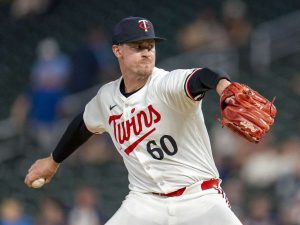Los-Bravos-de-Atlanta-adquieren-a-Scott-Blewett.jpg