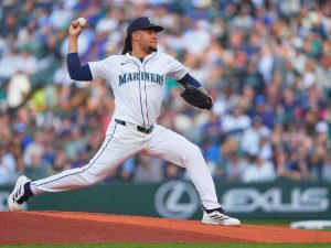 Luis-Castillo-firmo-una-joya-de-pitcheo-frente-a-los.jpg