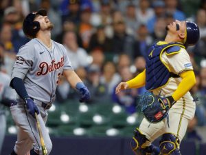 Milwaukee-blanqueo-a-Detroit-con-aporte-de-Contreras.jpg