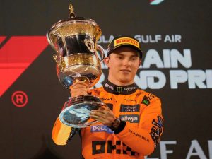 Piastri-arraso-en-Bahrein-Lider-en-deportes.jpg