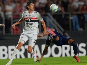 Sao-Paulo-igualo-con-Alianza-Lima-en-Morumbi.jpg