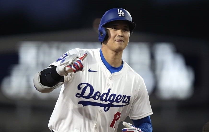 Shohei-Ohtani-fue-papa-y-se-ausento-del-juego-de.jpg