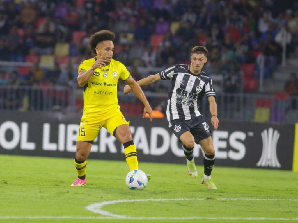 Tachira-sigue-sin-sumar-en-la-Libertadores.jpg