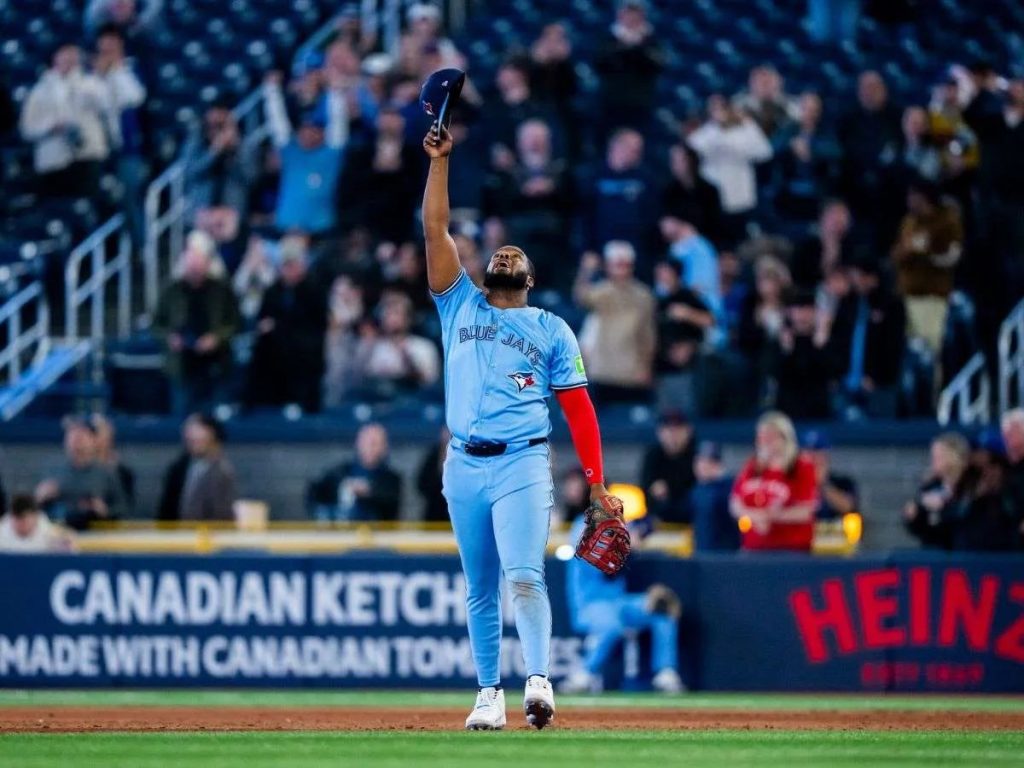 Vladimir-Guerrero-Jr-acuerda-contrato-historico.jpg