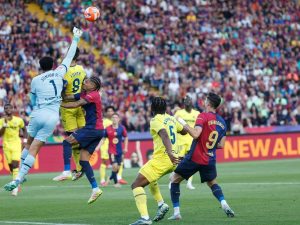 Barcelona-no-pudo-ante-Villarreal-en-Montjuic.jpg