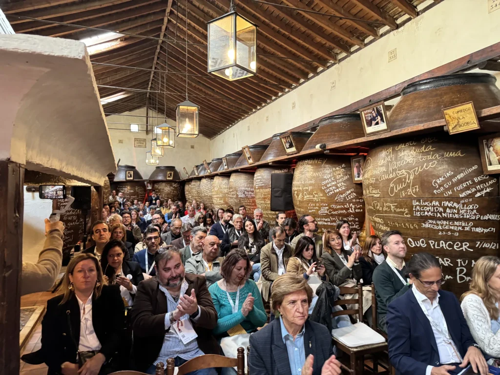 COETUR-el-congreso-iniciativa-de-EscapadaRural-identifica-las-palancas-de.webp.webp