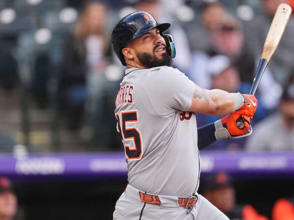 Gleyber-Torres-duplico-y-Detroit-le-propino-una-felpa-a.jpg