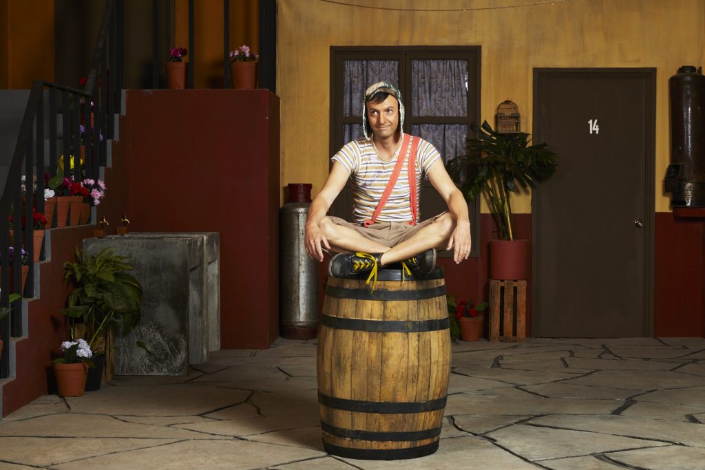 HBO-Max-lanza-trailer-oficial-de-serie-sobre-Chespirito.jpg