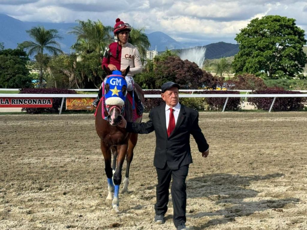 Jhonathan-Aray-gano-tres-y-fue-el-mas-destacado.jpg