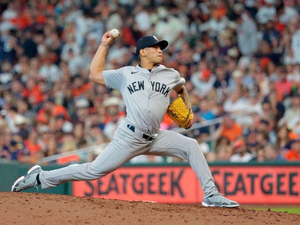 Jonathan-Loaisiga-fue-activado-por-los-Yankees.jpg