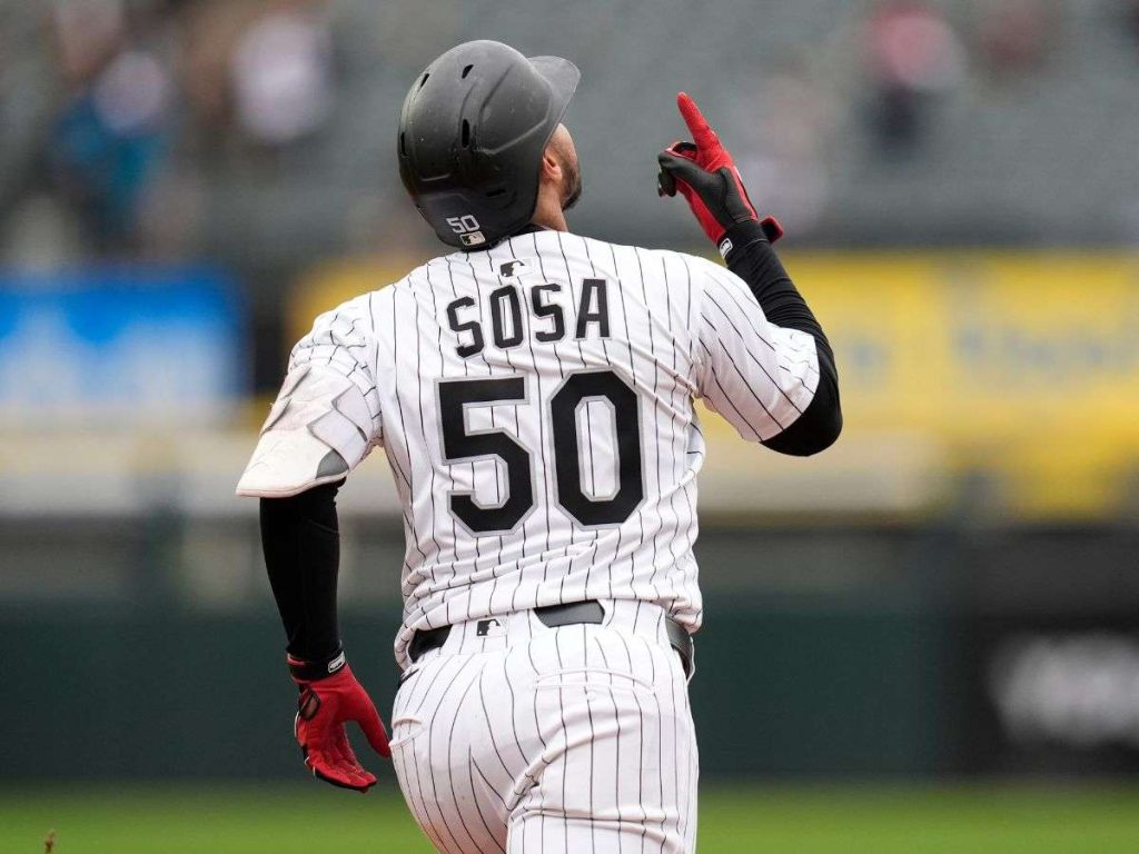 Jonron-de-Lenyn-Sosa-no-evito-la-caida-de-Chicago.jpg