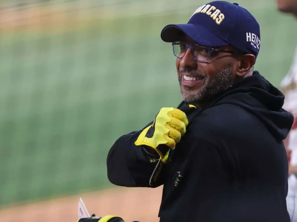 Jose-Alguacil-es-ratificado-como-manager-de-Leones.jpg