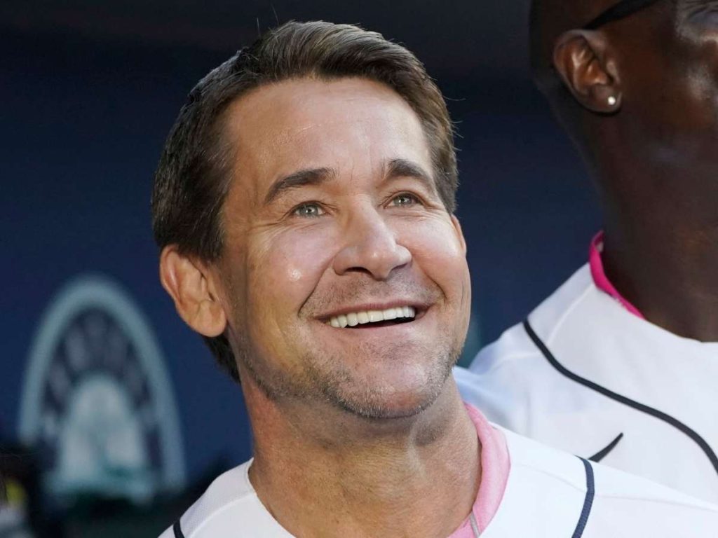 Los-Rangers-de-Texas-contratan-a-Bret-Boone-como-coach.jpg