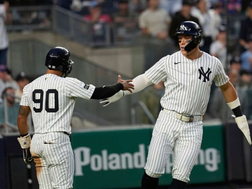 Los-Yankees-se-llevaron-el-primero-de-la-Serie-del.jpg