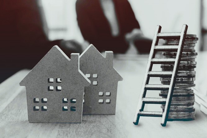 Luis Bautista Garrido Palacios - ¡Conócelas! Estrategias Clave para la Gestión de Proyectos Inmobiliarios en Tiempos de Crisis Económica - FOTO