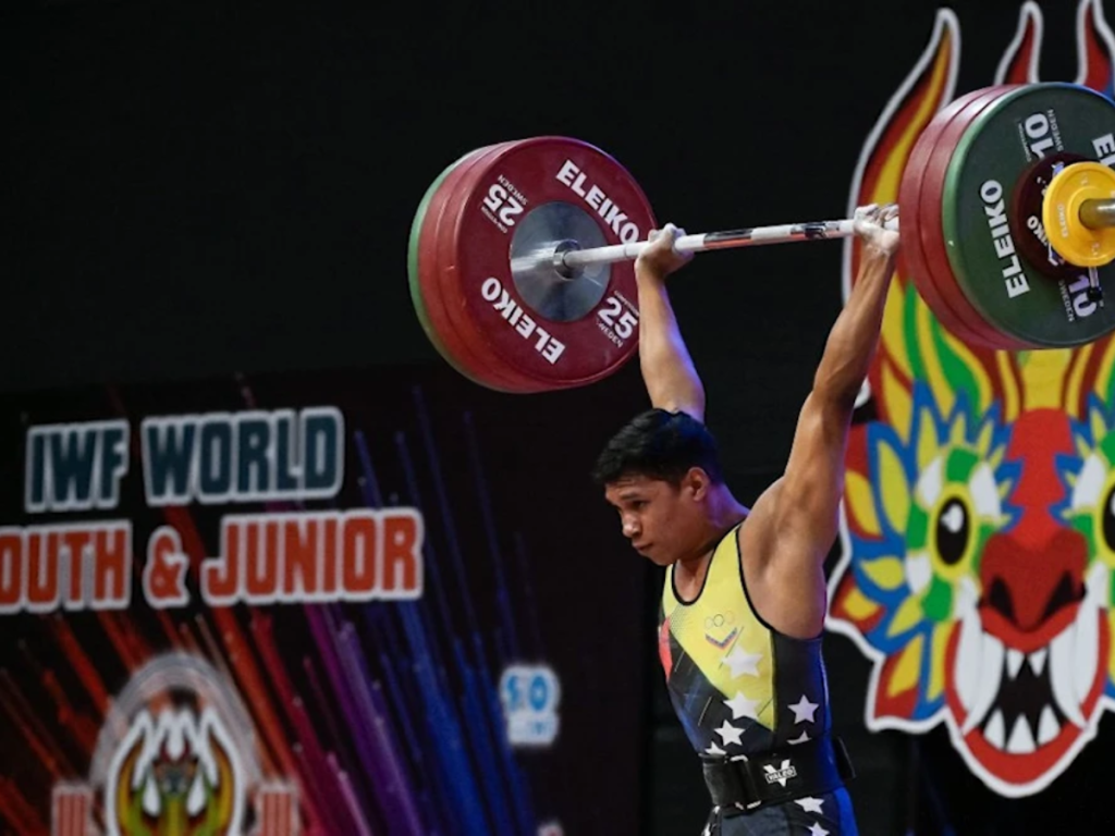 Luis-Garcia-duplico-oro-en-el-Mundial.png