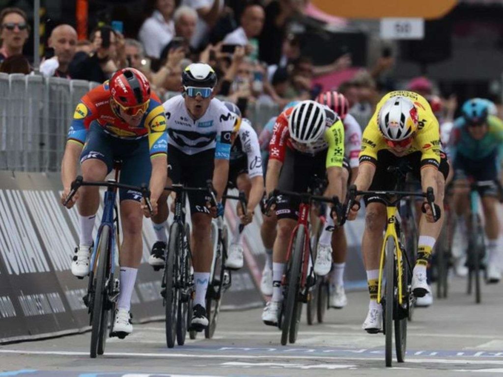 Orluis-Aular-inicia-con-buen-pie-el-Giro-de-Italia.jpg