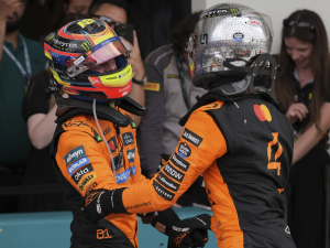Oscar-Piastri-celebra-el-exito-reciente-de-McLaren.png