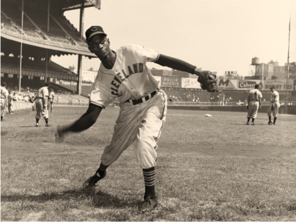 Paige-no-fue-el-primer-pitcher-negro-en-MLB.png