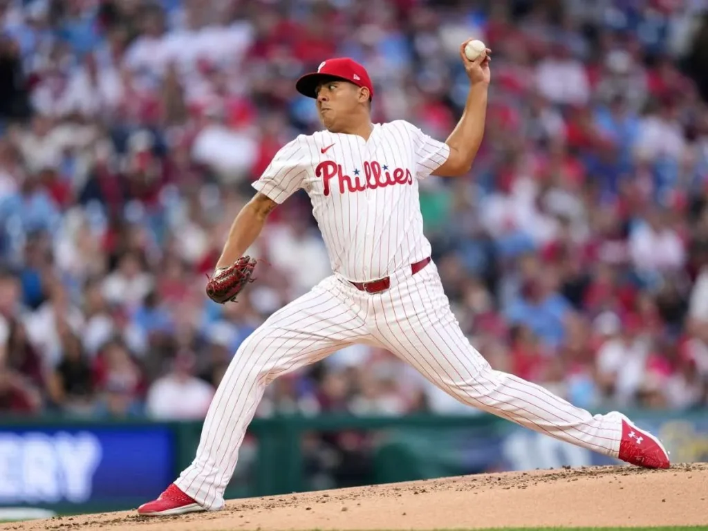 Ranger-Suarez-se-mostro-imponente-frente-a-los-Bravos.jpg