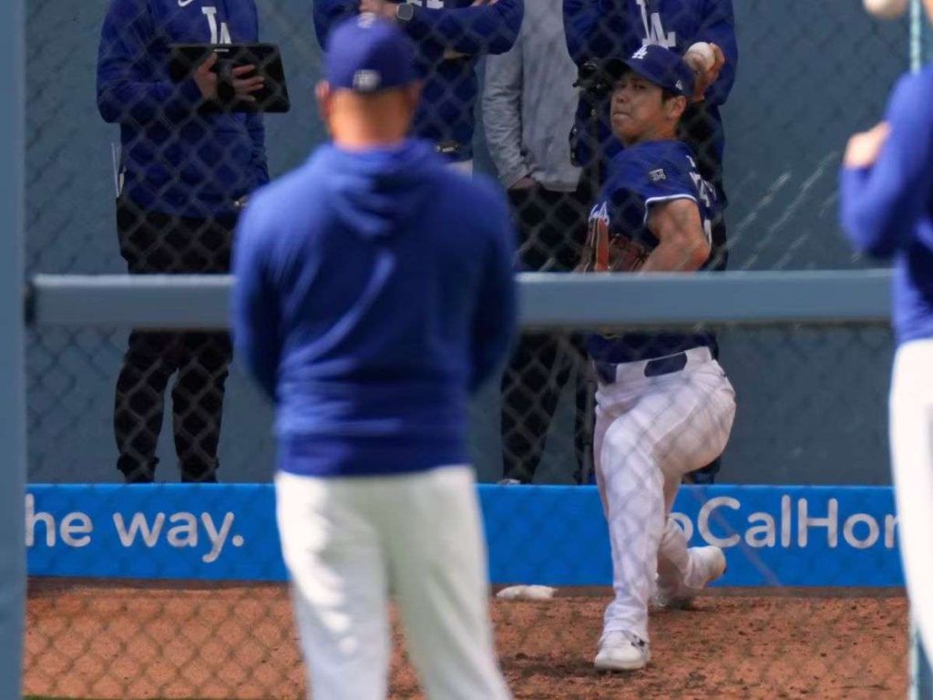 Shohei-Ohtani-aumenta-su-carga-en-nueva-sesion-de-bullpen.jpg