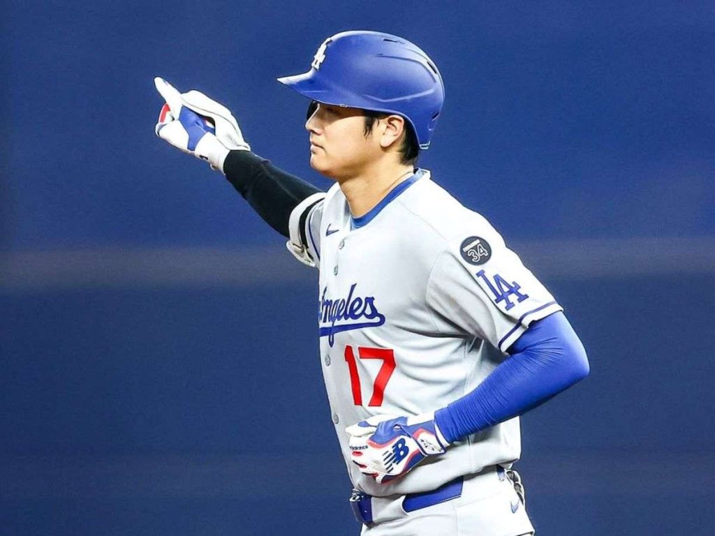 Shohei-Ohtani-se-pone-a-la-par-de-Arraez-y.jpg