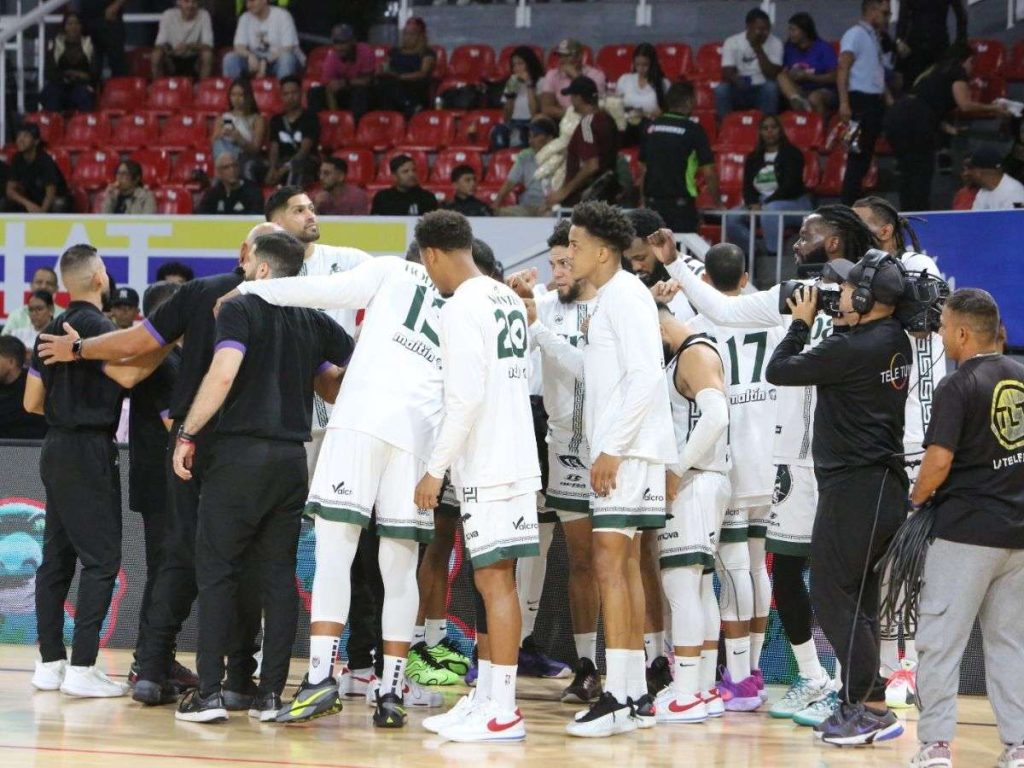 Spartans-se-lleva-el-derbi-y-se-mete-en-la.jpg