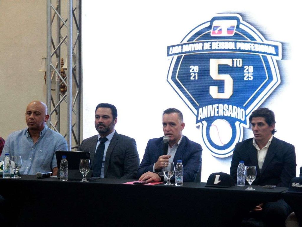 Todo-listo-para-el-Play-Ball-en-la-LMBP.jpg