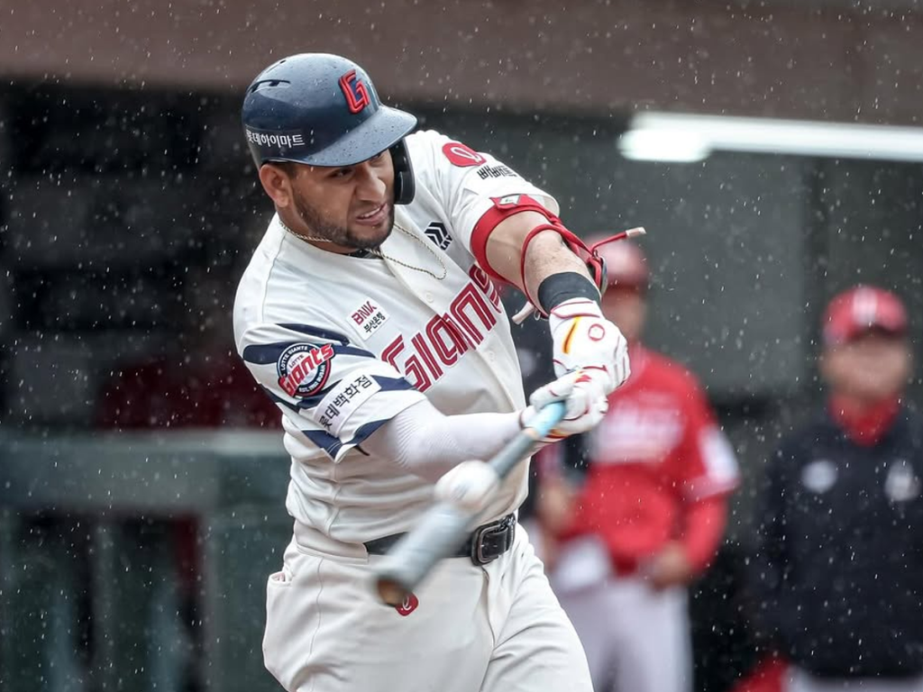 Victor-Reyes-sacudio-HR-en-triunfo-de-Gigantes.png