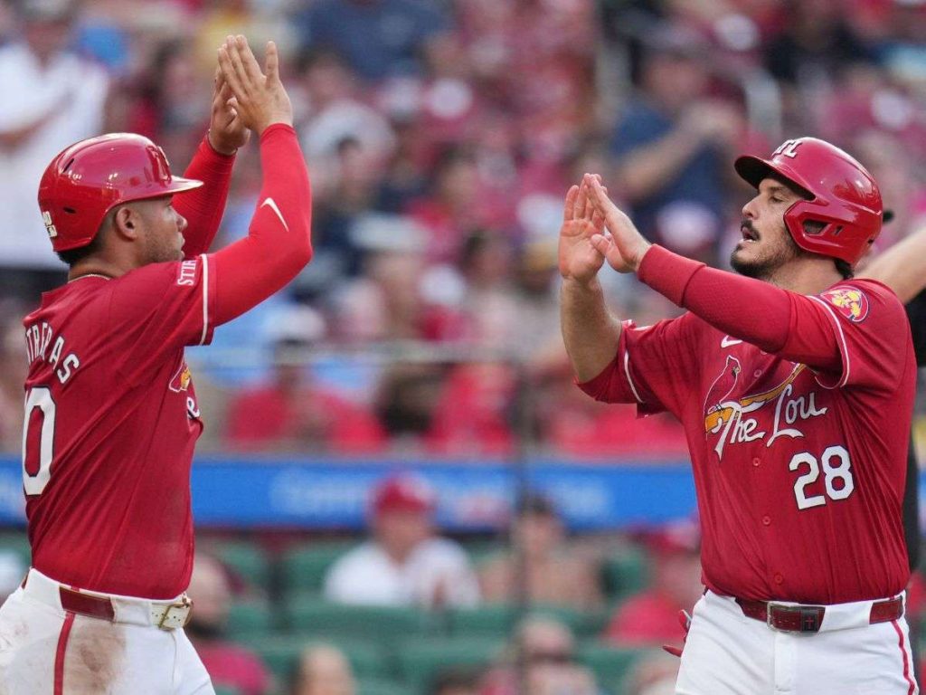 Cardenales-blanquean-a-San-Diego.jpg